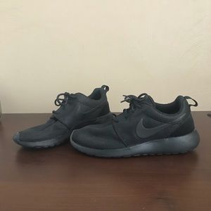 Women’s Nike Roshe